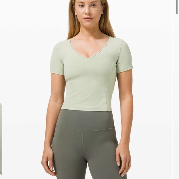 Lululemon Nulu Cropped Slim Yoga Short Sleeve | Green Fern - Picture 3 of 6
